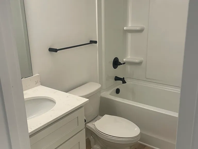 271 Patterson Ave SE — Photo 14