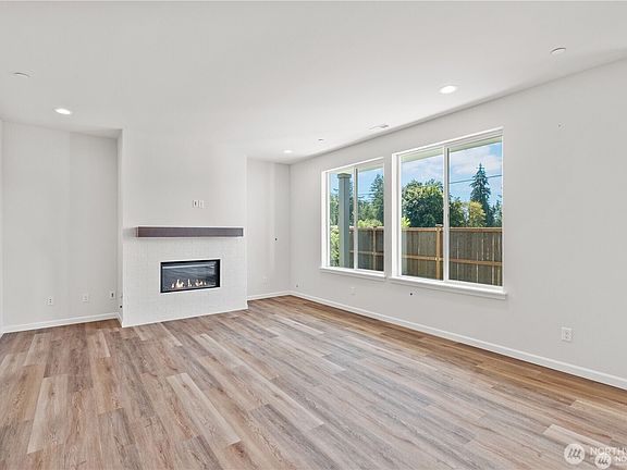 4th image of 7022 Quinn Court SE