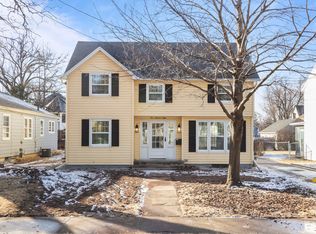 408 10th St, Neenah, WI 54956