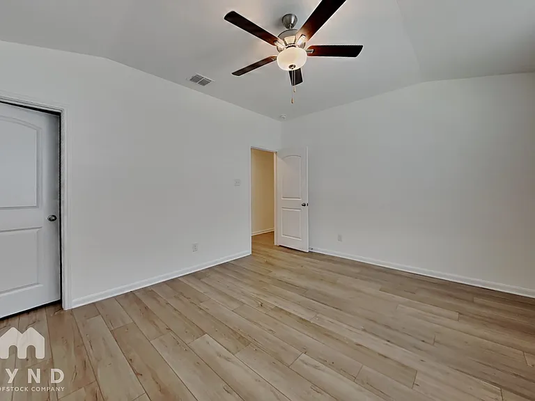 10845 Quinn Ct — Photo 7