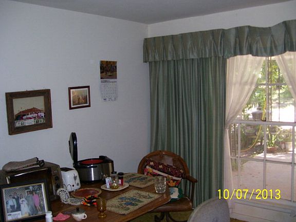 3rd image of 117 Brierwood Dr