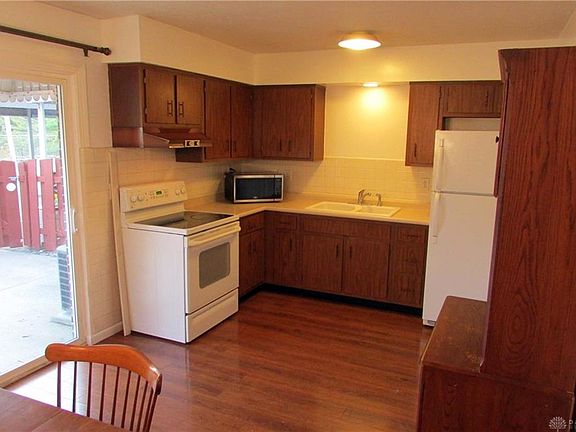 5th image of 725 Clareridge Ln