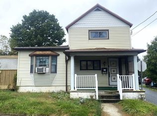 1060 Davis St, Nanty Glo, PA 15943