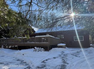 25 Estates Dr, Lake Harmony, PA 18624