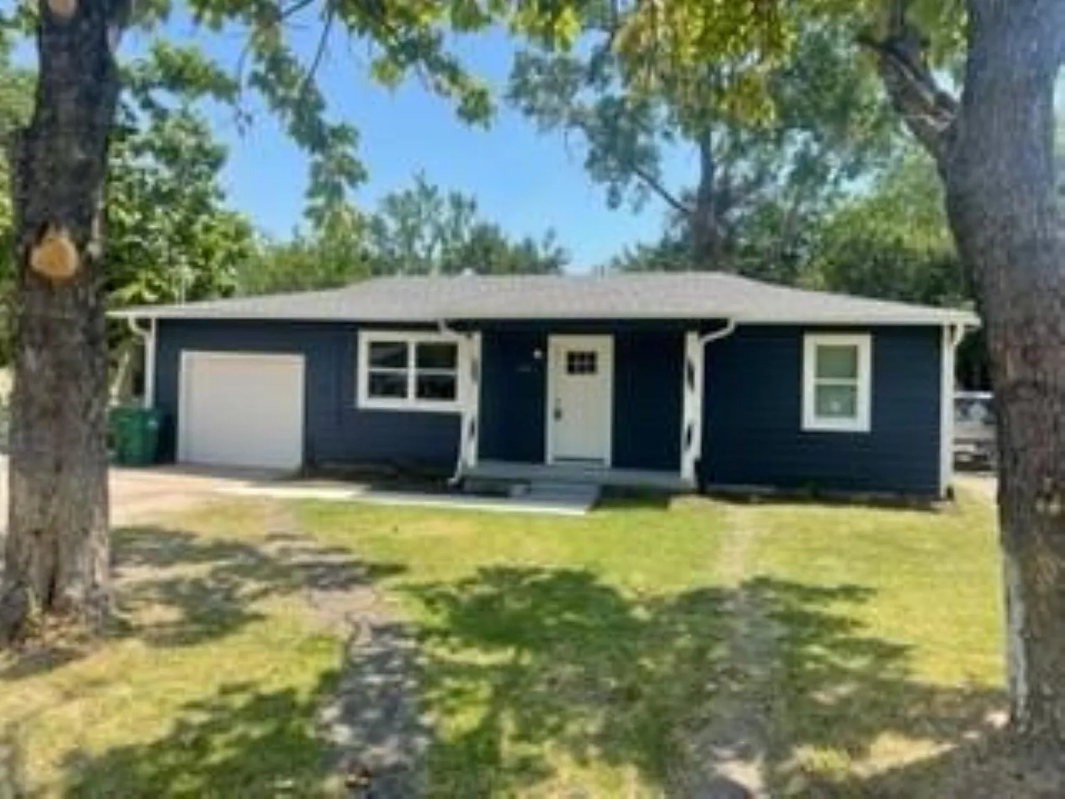 1314 Dewberry Street - 1 — Photo 1