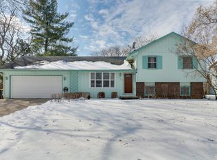 203 Edwards Dr, Normal, IL 61761