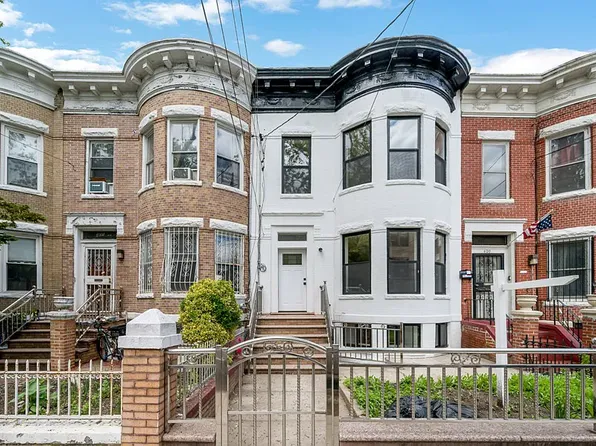 407 Lincoln Rd, Brooklyn, NY 11225