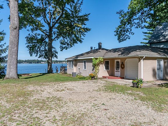 4th image of 803 Lakeview Dr