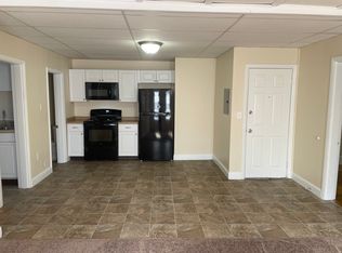 401 Cumberland Hill Rd #3L, Woonsocket, RI 02895