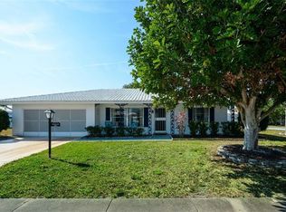 4410 Lakewood Ave, Bradenton, FL 34208