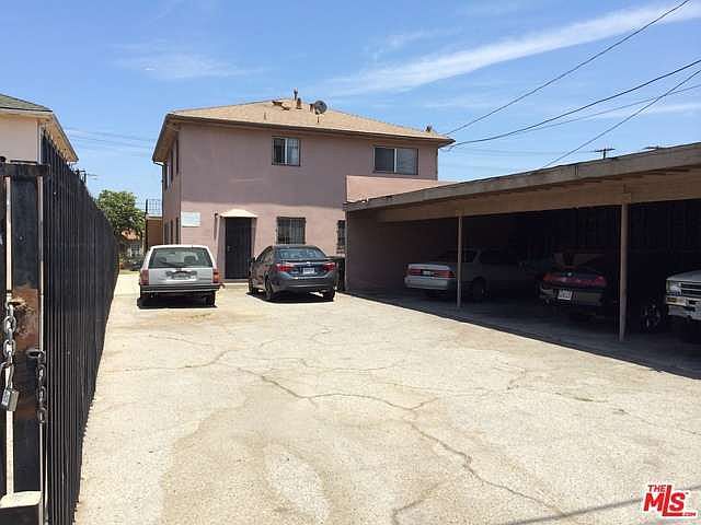 2nd image of 3314 W 71st St