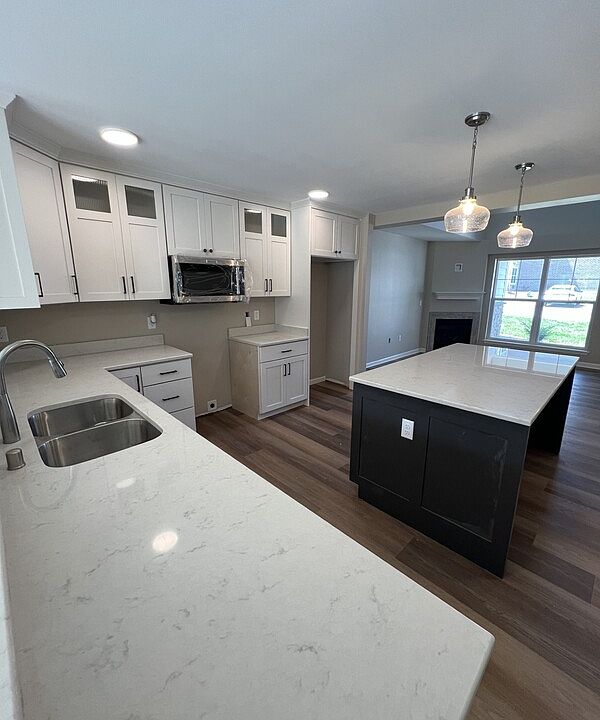 1st image of 1117 Anchor Ave W