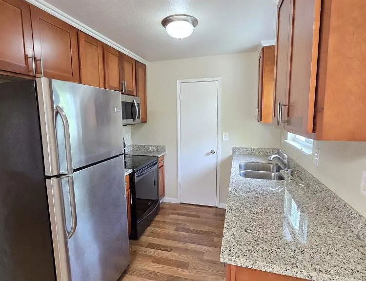 1539 Moorpark Ave #3 — Photo 1
