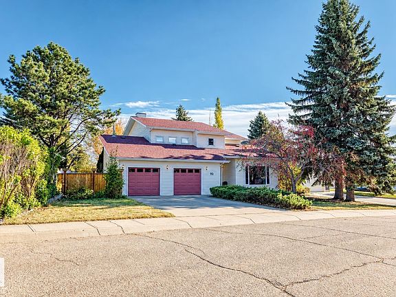 2nd image of 92 Howson Cres NW