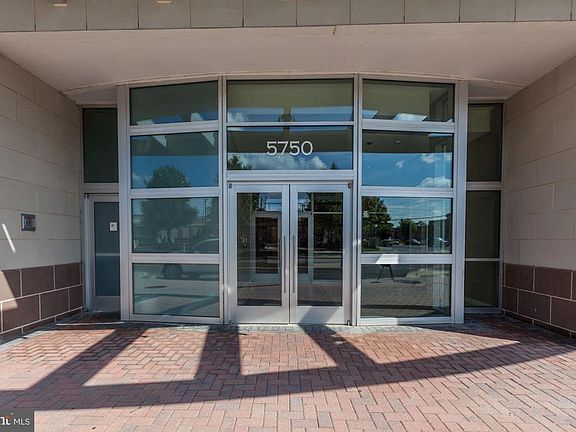 2nd image of 5750 Bou Ave Unit 718
