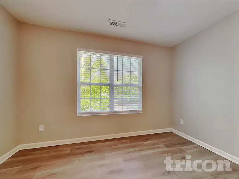 1377 Still Point Ct — Photo 7