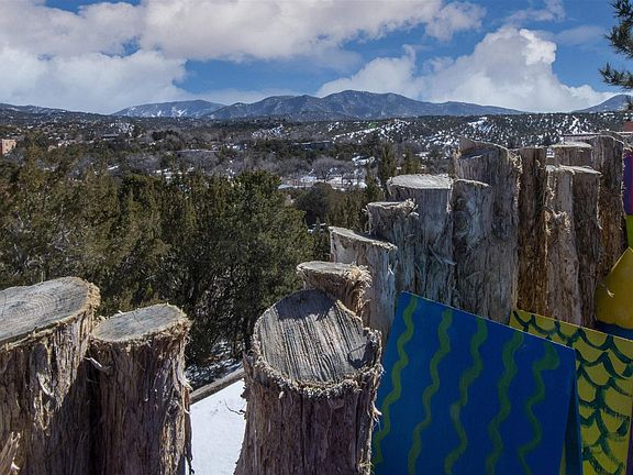 5th image of 237 Camino De La Sierra