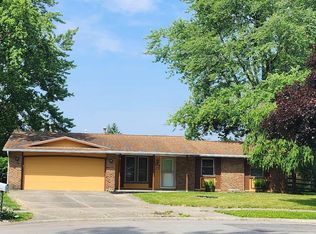 6714 Lakeview Ct, Fort Wayne, IN 46815