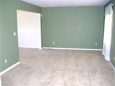3rd image of 5392 Royalwood Dr