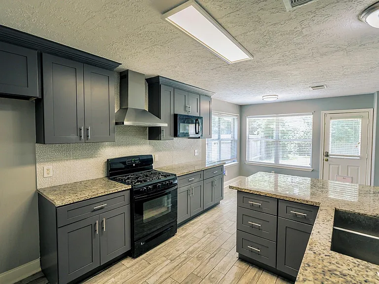 3231 Candlepine Dr — Photo 6