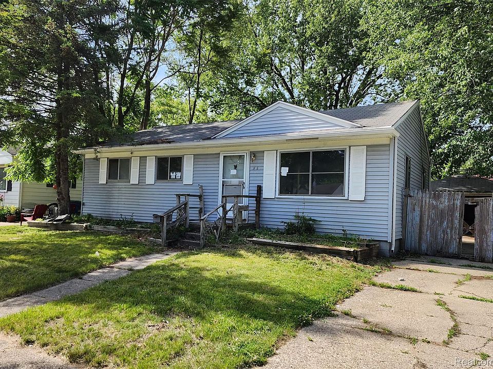 2nd image of 3719 Toepfer Rd