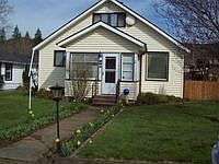 1st image of 304 Monroe St