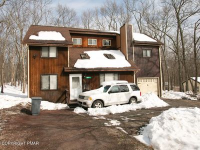 3227 Stonehenge Dr, East Stroudsburg, PA, 18301