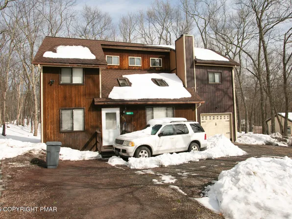 3227 Stonehenge Dr, East Stroudsburg, PA 18301