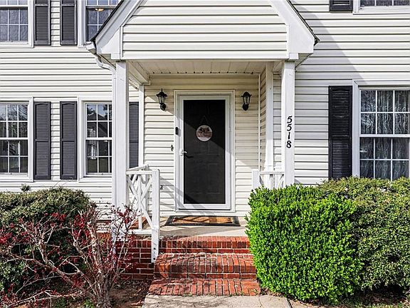 3rd image of 5518 Cobble Glen Ct