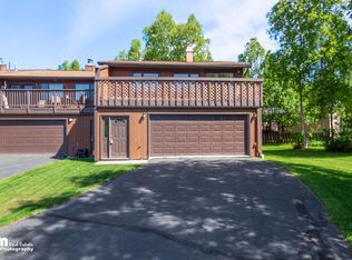 901 Jayme Ct, Anchorage, AK 99518