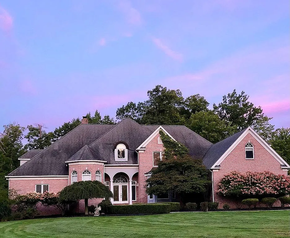 2898 Istra Ln photo 1