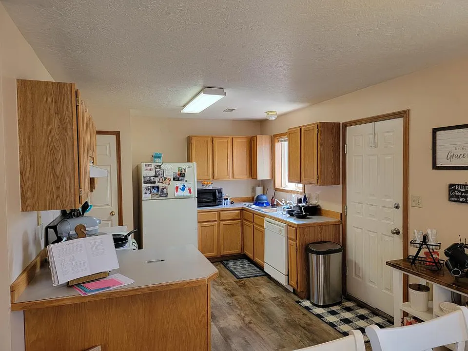 mini_Kitchen_1 (2)_06172022