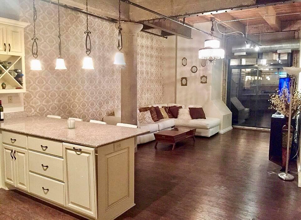 1st image of 500 W Superior St #309