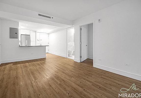 3rd image of 237 E 34th St APT 903