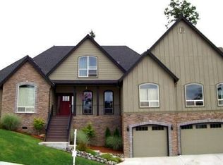 667 W South St, Washougal, WA 98671