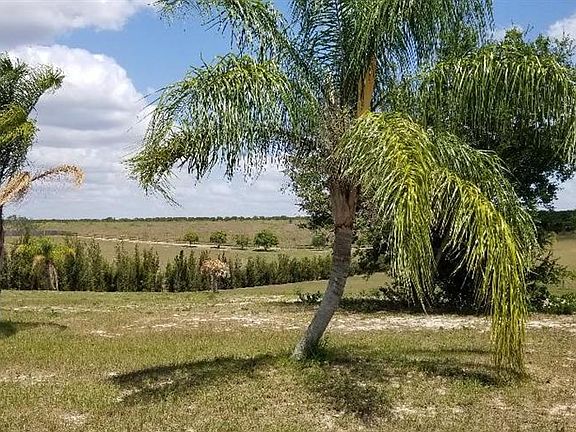 5th image of 858 S Lake Starr Blvd