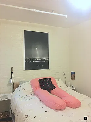 Rented by R New York | media 47