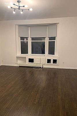 3rd image of 146 W 95th St #4