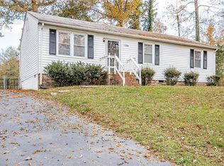 11200 Great Branch Dr, Chester, VA 23831