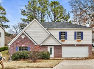 736 Ridge Way Cir, Hoover, AL 35226