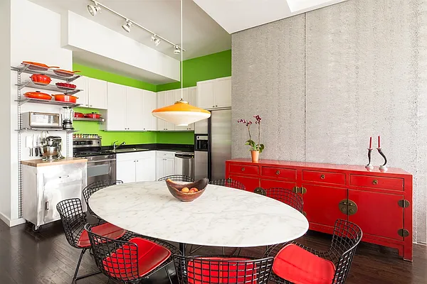 Sold by Corcoran | media 28