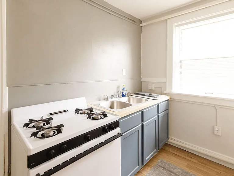 4106 Chicago Ave. S. — Photo 22