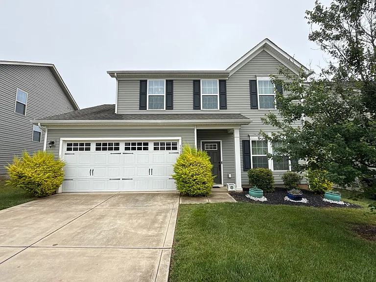 1524 Scarbrough Cir SW — Photo 1