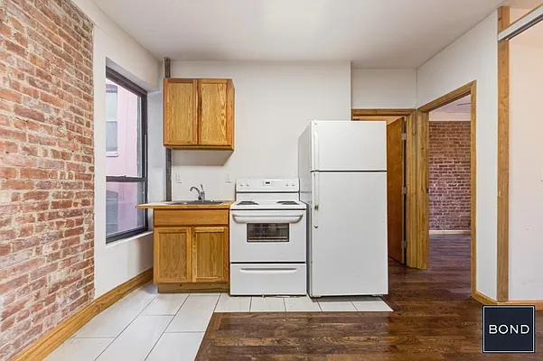 Rented by Bond New York | media 24