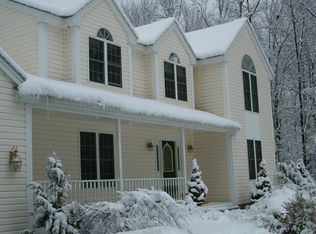 12 Kasey Ct, Uxbridge, MA 01569