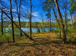 519 Terrapin Pointe Rd, Hodges, SC 29653