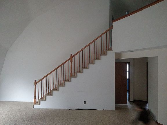 3rd image of 13796 90th Ave