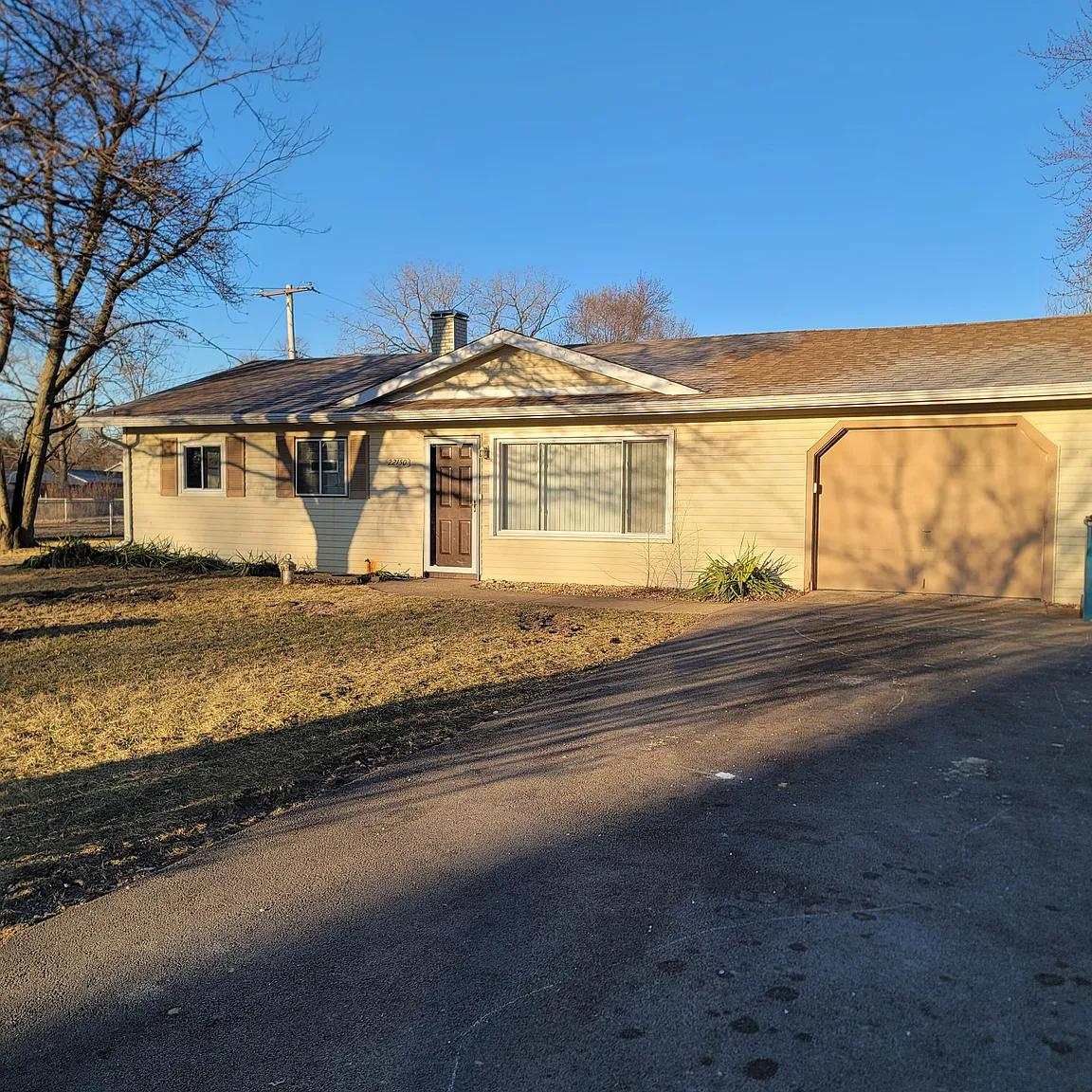 22150 Jeffrey Ave photo 1
