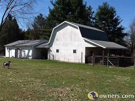 Barn and additional 3 car garage