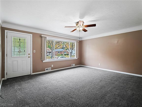 2nd image of 6248 Mandalay Dr